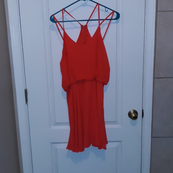 Dress - Picture 1 of 3
